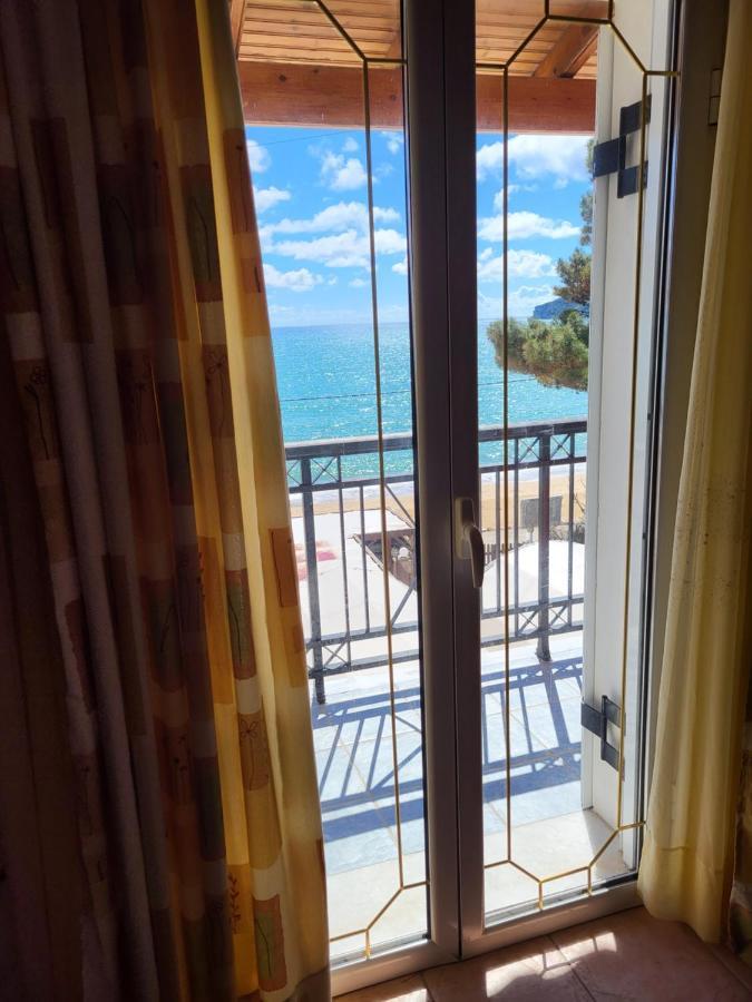 Maria Apartments Agios Georgios Pagon Luaran gambar