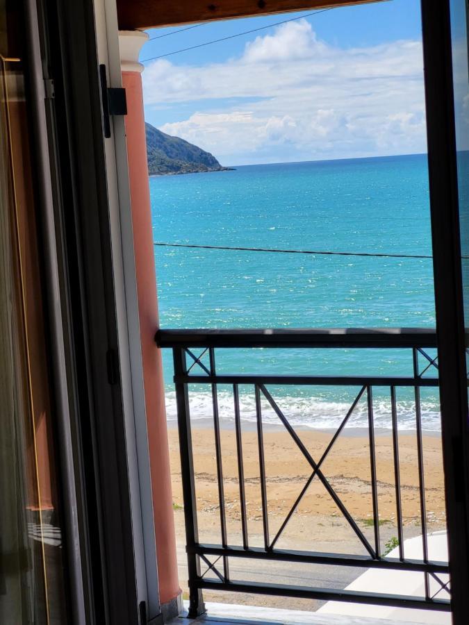 Maria Apartments Agios Georgios Pagon Luaran gambar