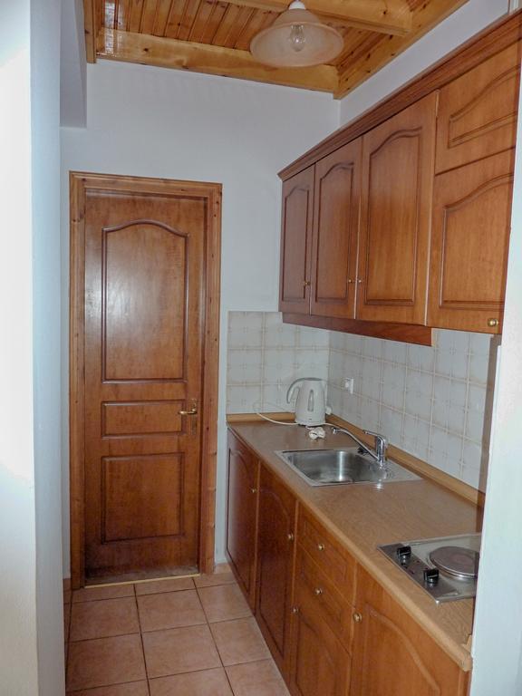 Maria Apartments Agios Georgios Pagon Luaran gambar