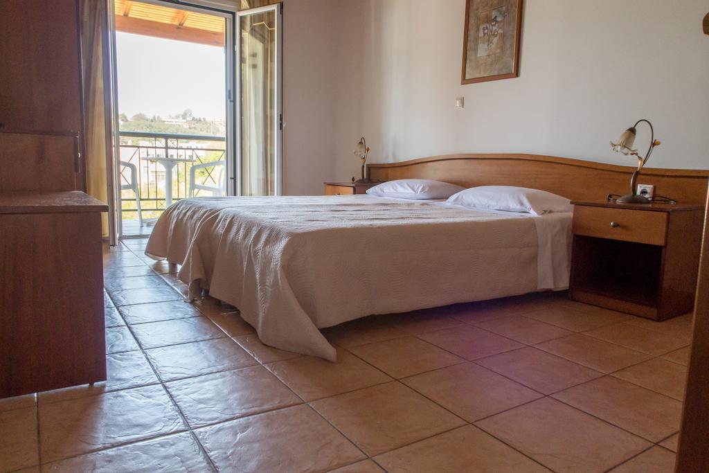 Maria Apartments Agios Georgios Pagon Luaran gambar