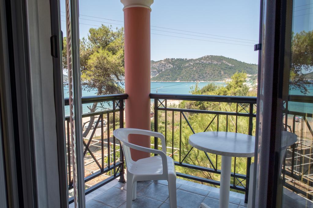 Maria Apartments Agios Georgios Pagon Luaran gambar