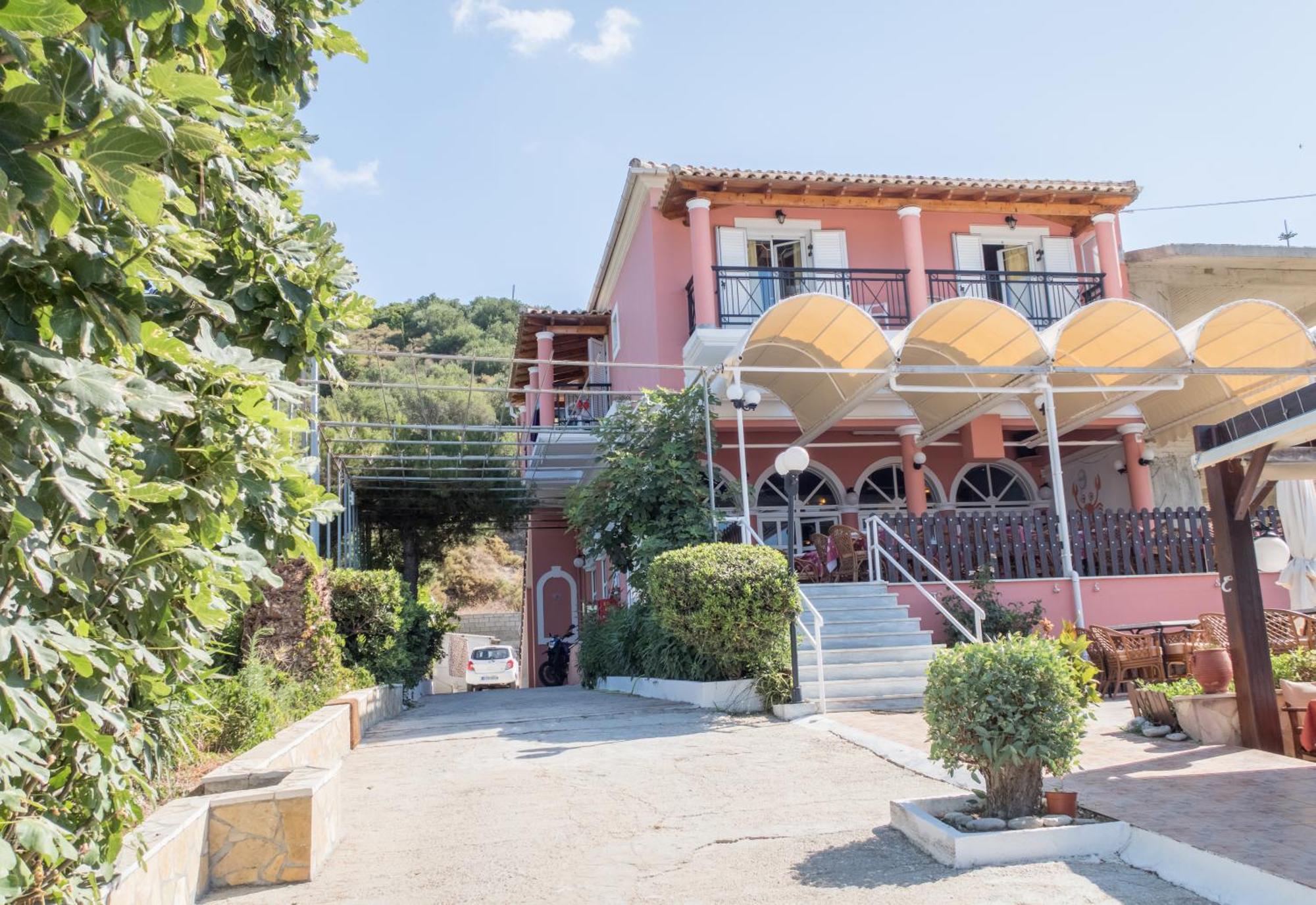 Maria Apartments Agios Georgios Pagon Luaran gambar